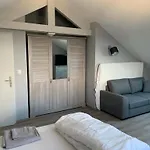 Du Haras De La Vallee De Hotell *