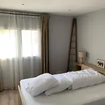 Hotell Du Haras De La Vallee De Reux