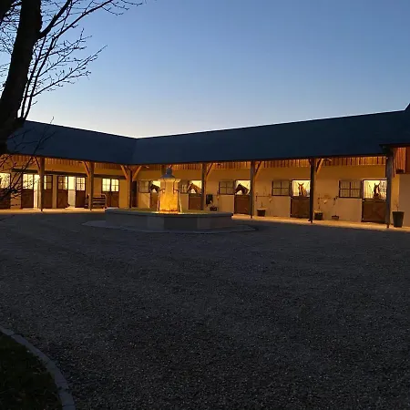 펜션 Gite Du Haras De La Vallee De