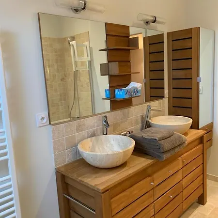 Du Haras De La Vallee De ホテル