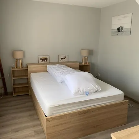 Du Haras De La Vallee De