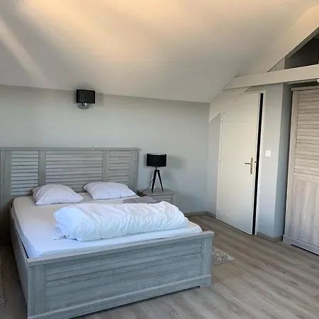 Du Haras De La Vallee De ホテル