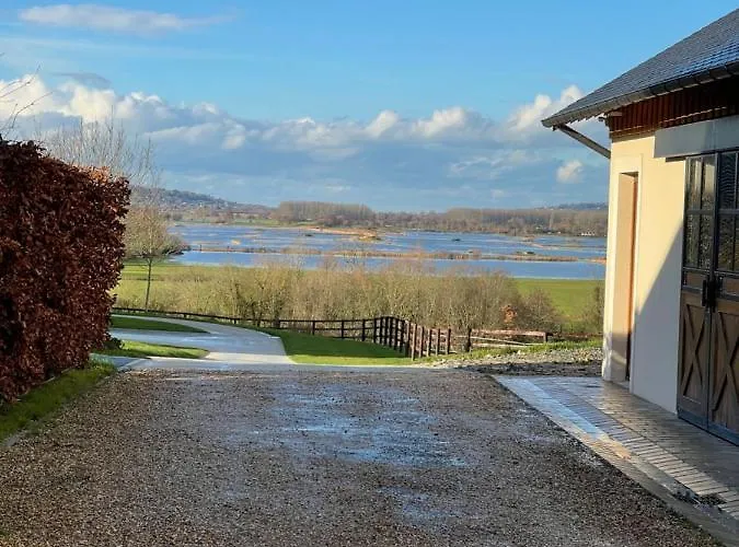 ホテル Du Haras De La Vallee De Reux