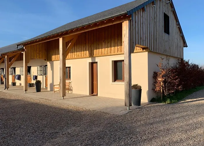 Du Haras De La Vallee De ホテル *