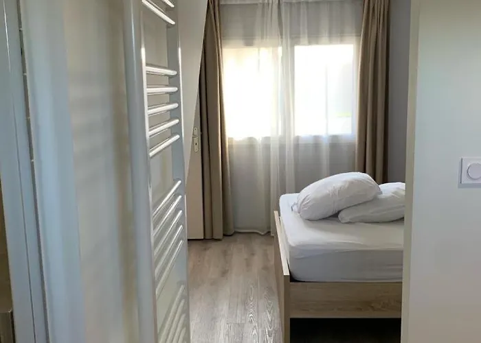 ホテル Du Haras De La Vallee De *