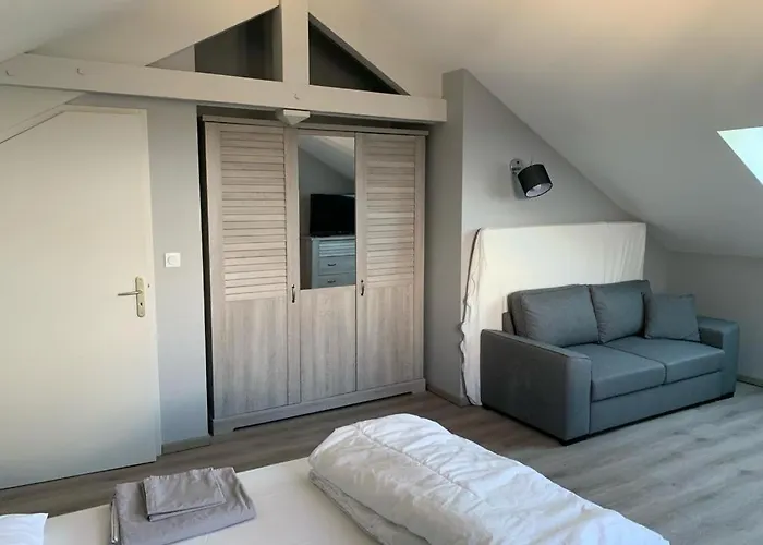 Du Haras De La Vallee De ホテル *