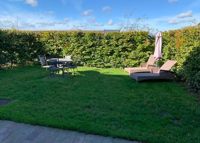 Du Haras De La Vallee De *